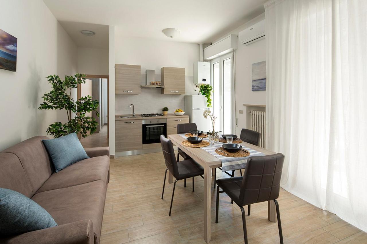 Appartamenti Villa Miramare ريميني المظهر الخارجي الصورة
