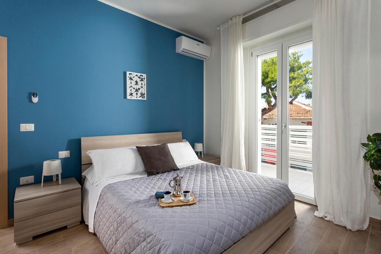 Appartamenti Villa Miramare ريميني المظهر الخارجي الصورة