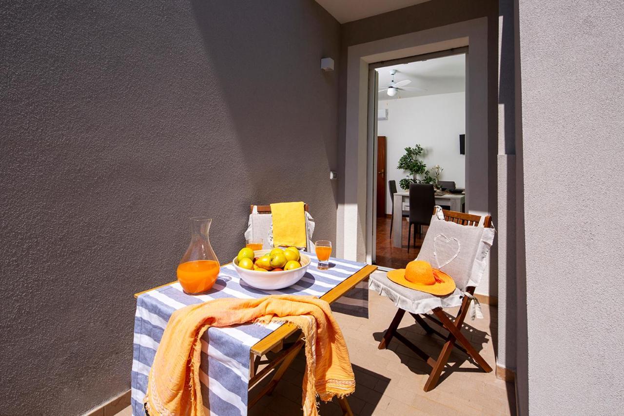 Appartamenti Villa Miramare ريميني المظهر الخارجي الصورة