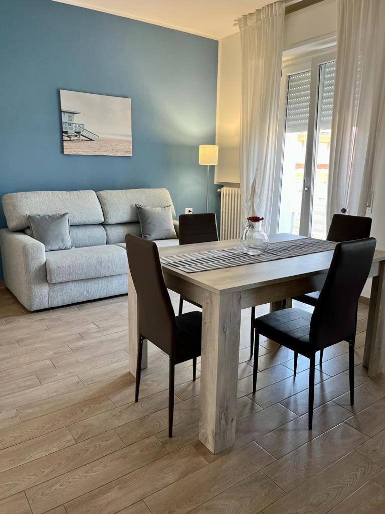 Appartamenti Villa Miramare ريميني المظهر الخارجي الصورة