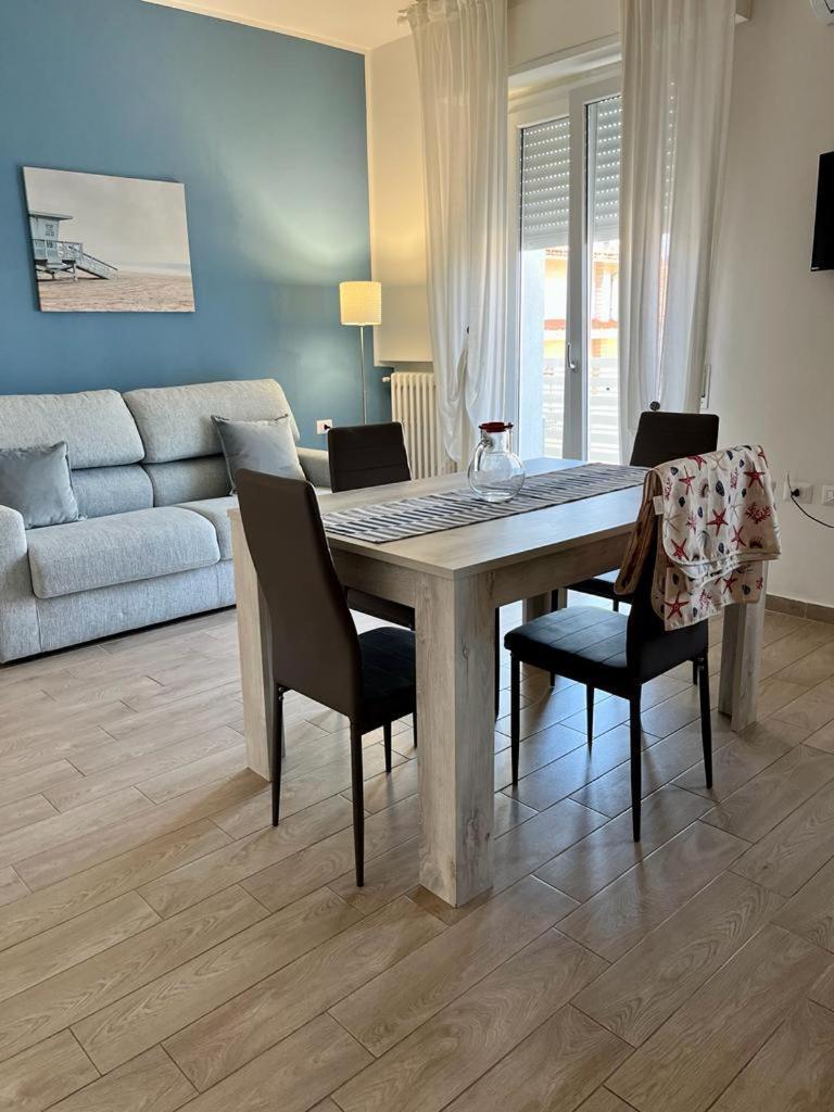 Appartamenti Villa Miramare ريميني المظهر الخارجي الصورة