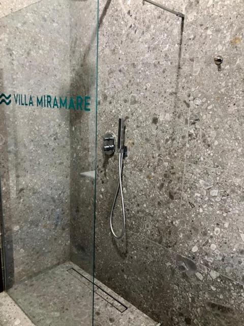 Appartamenti Villa Miramare ريميني المظهر الخارجي الصورة